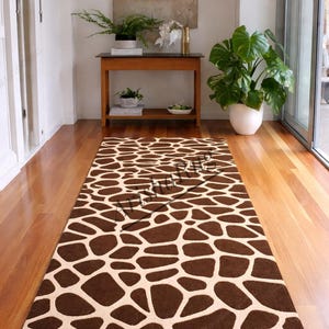 Giraffe Print Rug Brown Beige Animal Pattern Carpet Modern Living Room Area Rug Handmade Look Safari Style Home Decor Gift