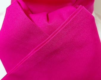 Corbata rosa. Talla para niños.