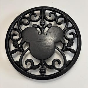 Dessous de plat en fonte de collection de Disney