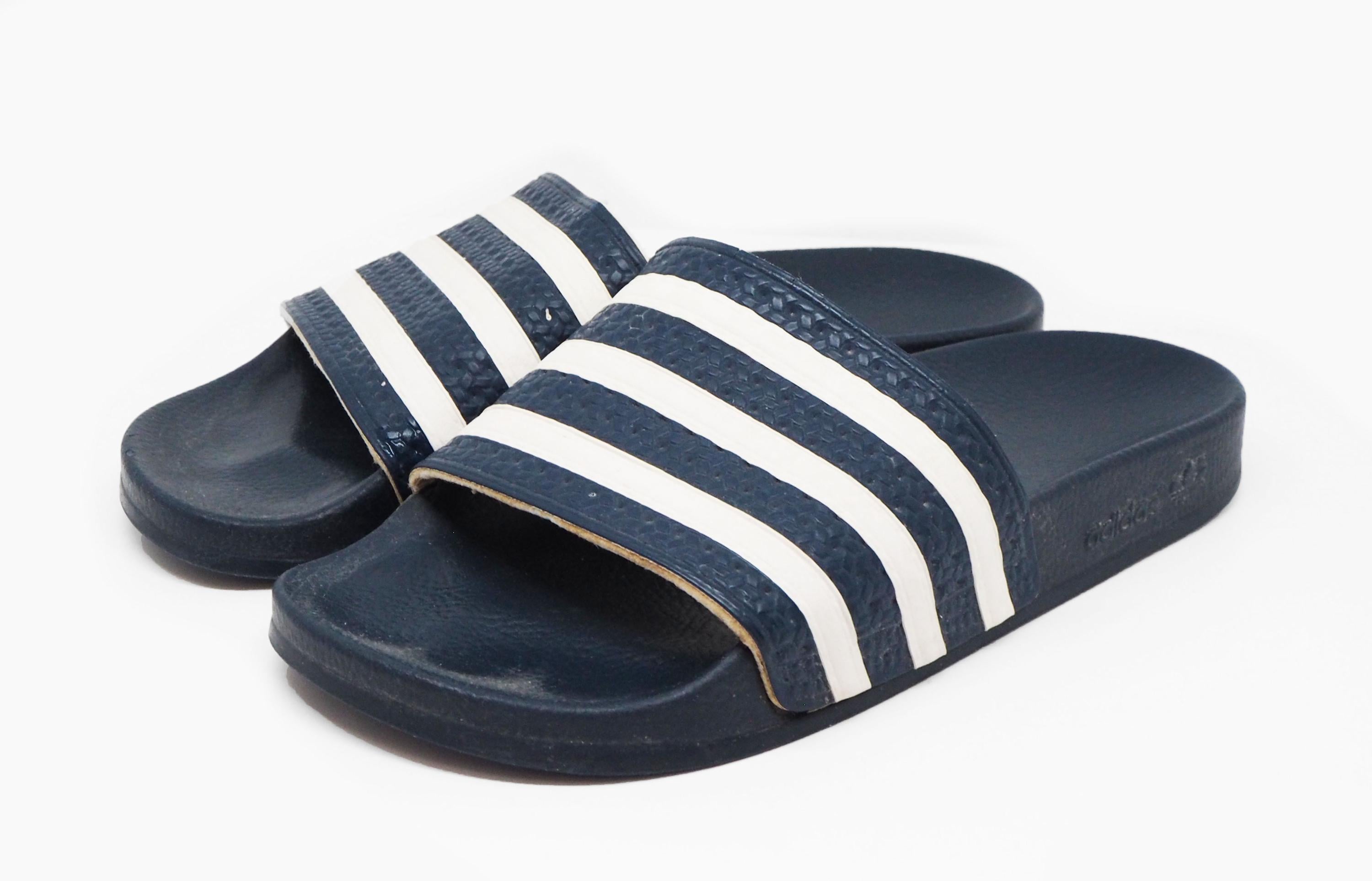 Vintage Y2K Adidas Mens Size 7 Striped Cushioned Slides Sandals Navy Blue Adidas Men Adilette CF 3-Stripes Slipper Navy Shoes Beach  main image 3