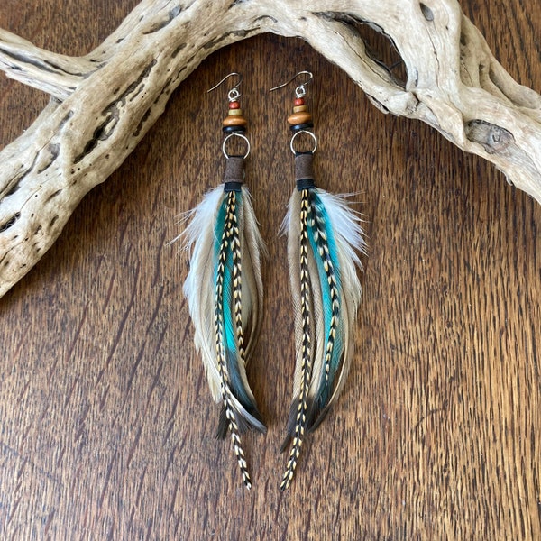 Echte veren oorbellen, Boho feather oorbel, hoepel oorbellen, boho sieraden, boho sieraden, geschenken voor vrouwen, kralen veren oorbellen