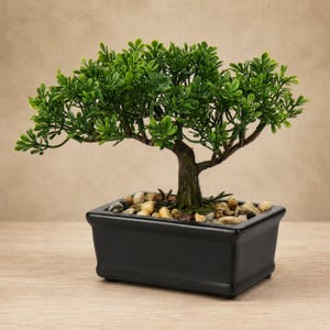 Konstgjord enbärsbonsai i keramisk kruka, liten konstgjord bonsaiväxt, konstgjord växtdekoration för skrivbord inomhus