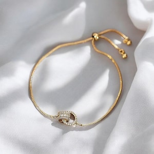Pulsera de Abalorios Dorada - Diseño de Anillos Entrelazados, Joyería de Fiesta para Mujer