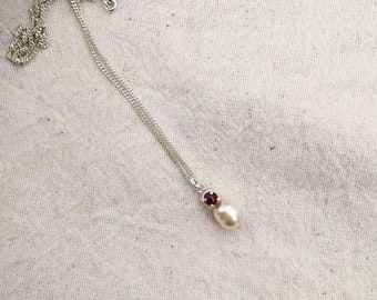 pearl and garnet silver classic everyday use necklace