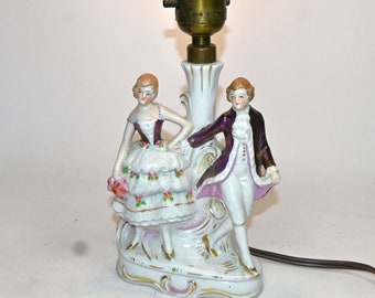 Rippelsdorf窯　1950s ヴィンテージ マリア像 白磁 フィギュリン Retro 1940s Porcelain Courting Couple Lamp From Germany - Antique