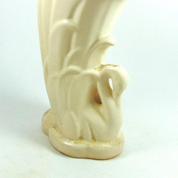 Vintage Swan Amongst Reeds Vase von Mccoy Pottery (ca. 1950er Jahre)