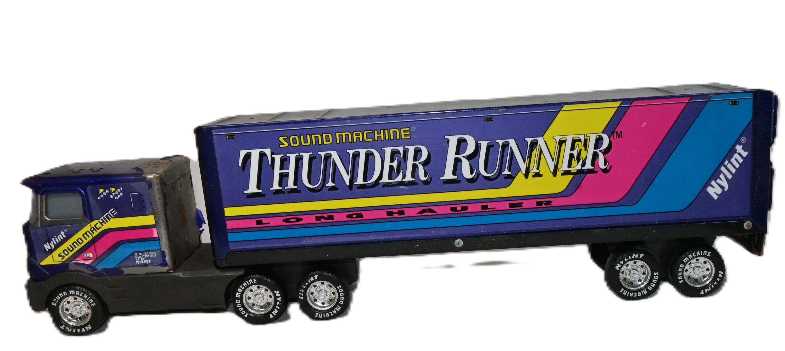 1991 Nylint Thunder Runner Long Hauler Semi Truck Toy | Large