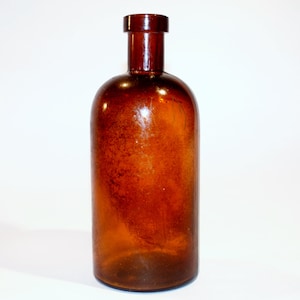 1800&#39;s Industrial Glass Co.  Medicinal Chemical or Druggist Bottle With Applied Square Collar