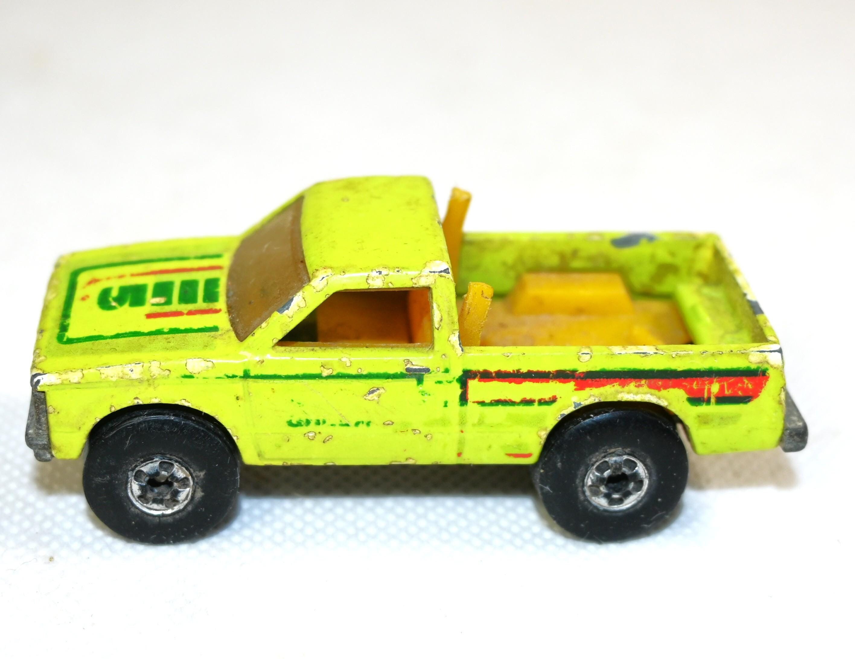 Vintage 1982 Hot Wheels Color Racers Mean Green Diecast Truck