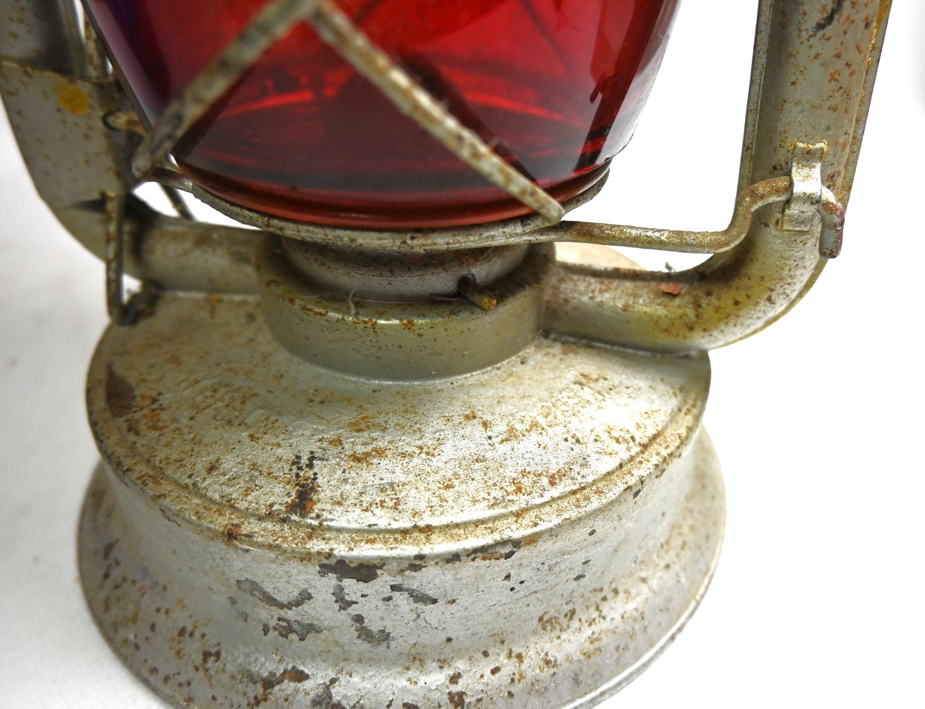 Vintage Embury No. 150 Little Supreme Kerosene Lantern With Red