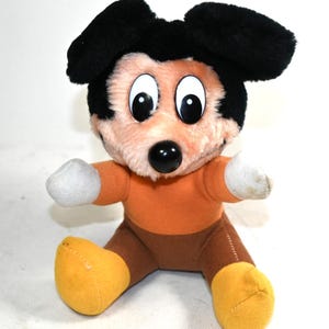 Collectible 1984 Mickey Mouse Plush from Hardee's - Scarf Missing