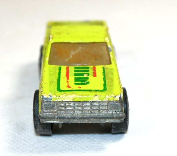 Vintage 1982 Hot Wheels Color Racers Mean Green Diecast Truck