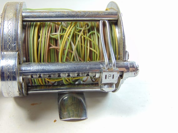 Classic Pflueger Casting Reel Summit 1993L ca, 1950's -  Canada