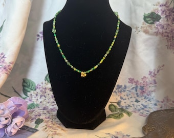 Collares de cuentas hechos a mano, joyería unisex sencilla y colorida.