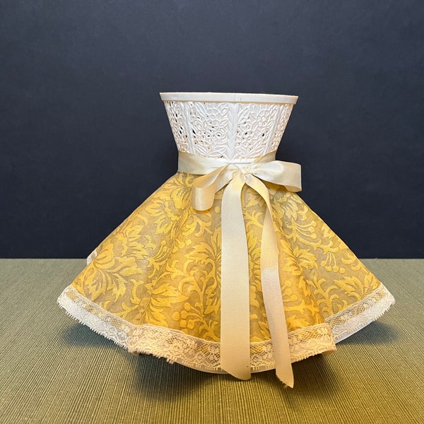 Vintage 1950s Mini Plastic Ruffle Lamp shade - Reticulated Lace top , harvest gold fabric and white ribbon - clip on lampshade