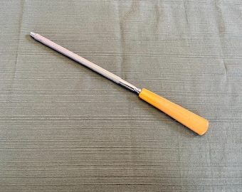 Leaving the shop 5/30/26! Vintage Butterscotch Bakelite handle knife sharpener tool