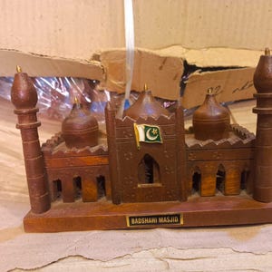 Badshahi Mosque Wood Decor, Pakistani Home Gift