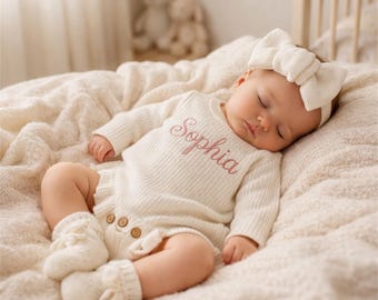 Gepersonaliseerde handgehaakte babyromper, outfit met geborduurde naam, pasgeboren fotorekwisiet