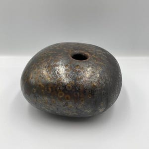David Shaner Art Pottery Sculpture Stamped River Rock Vase 6x6x3 3/4
