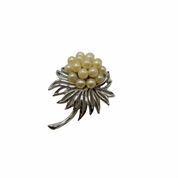 Crown Trifari Silver Tone Faux Pearl Flower Mid C… - image 2