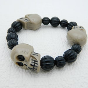 Plastic Bead Beaded Skull Stretch Bracelet Halloween
