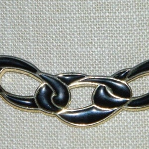 Vintage TRIFARI Gold Tone Black Enamel 1970-80&#39;s Choker Necklace Interlink Chains