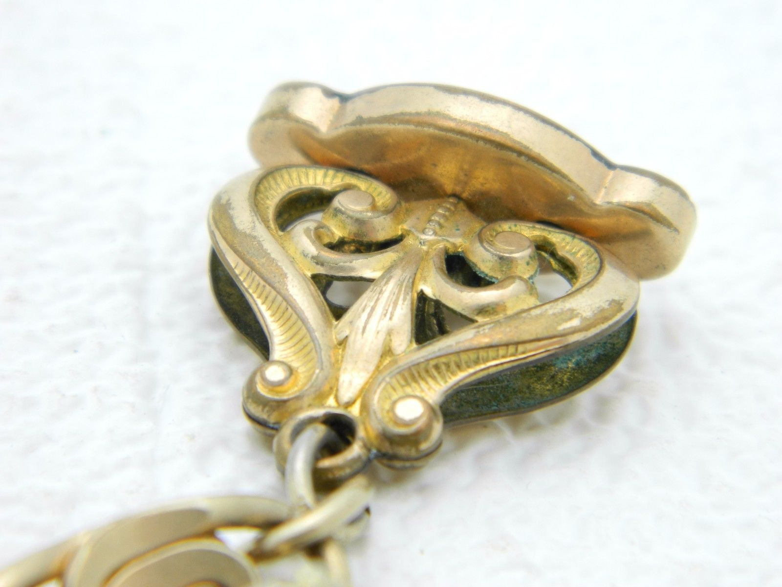 Vintage Cardow Art Nouveau Style Winding Swiss Made 17 Jewel Pocket Watch FOB Vintage Swiss Made 17 Jewel Sharon Pocket Watch- Parts  main image 4