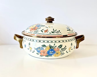 Vintage M. Kamenstein Enamelware 10" Casserole Pot 1983, Cottagecore Dutch Oven Floral Harvest Pattern Brass Handles