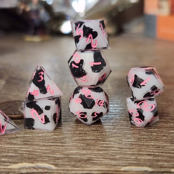 Out to Pasture - Calves : A MINIATURE set of handmade resin polyhedral sharp edge dice for use in DnD and ttrpgs.