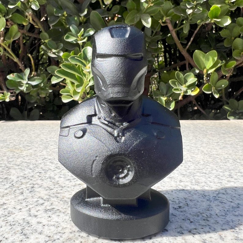 Estatua de Iron Man de obsidiana / Figura de Iron Man de cristal tallada a mano, coleccionable de superhéroe de Marvel, cristal de energía curativa para decoración del hogar 150mm