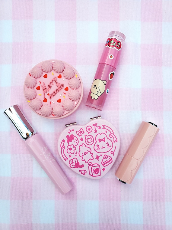 バニーキュートシングス ハートコンパクトミラー - Etsy 日本