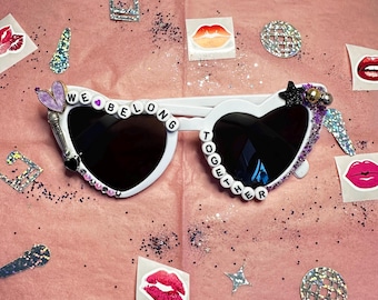 Gafas de sol personalizadas con forma de corazón de Harry S. Juntos juntos. Tonos disco.
