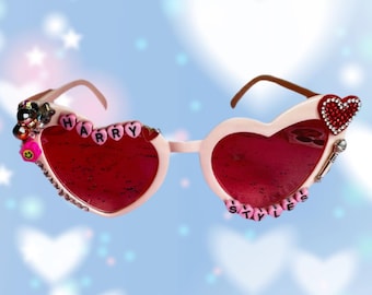 Gafas de sol, accesorios y conciertos de la gira de Harry Styles 2026 (discoteca)