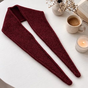 Sophie Scarf Beginner Triangle Scarf Knitting Pattern, Garter Stitch, Modern Minimalist (PDF Download) English & German PDF