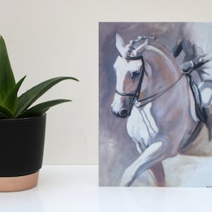 Cartão em branco para cavalo de adestramento - Cartão de aniversário ou cartão de nota - Arte de parede para cavalo cinza - Cartão para amigo, cartão de agradecimento - H Irvine