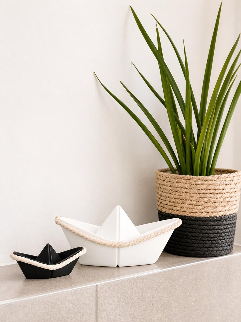 NAMI – Minimalistisches Origami Boot | Skandi Deko Schiff | Moderne Tischdeko | Wohnaccessoire bild 3