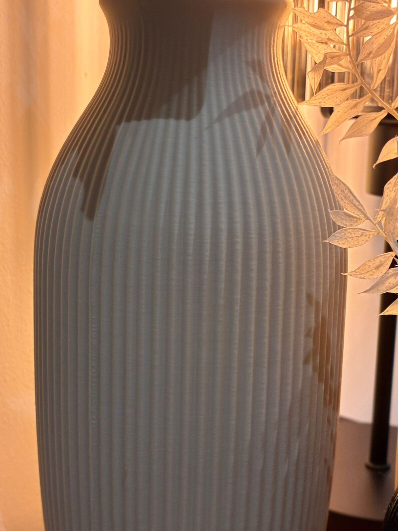 Modern decorative vase 'Elegance' – 3D printed in PLA – 14/18/20/25 cm – 10 colors image 7