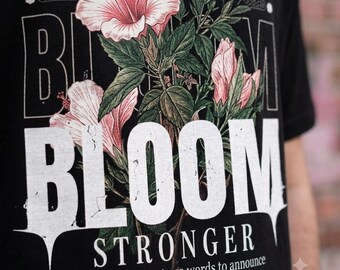 Bloom Stronger Tシャツ | ミニマルでニュートラルなカジュアル半袖トップス