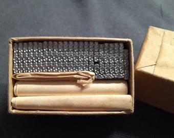 Vintage 6pt Scrolled Letterpress Border - 72pc Matched Decorative Set