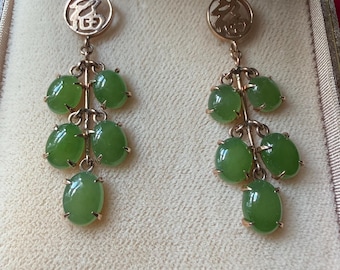 14k Gold Jade Look Ohrringe, grüne Edelstein Trauben Trauben, asiatische Fortune Symbolik