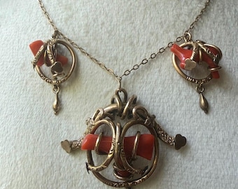 Seltene Fund Victorian Coral Halskette Drei Stationen, Walzgold / Gold Filled, 14,5 - 15 ”