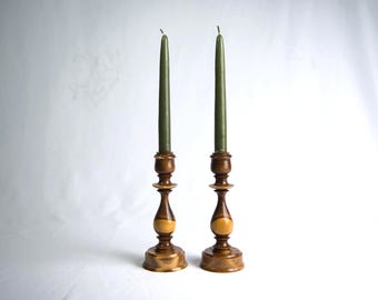 Candelabros de madera vintage de los años 70 – Candelabros torneados a mano de 20 cm – Decoración moderna de mediados de siglo – Juego de dos