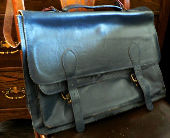 Vintage luggage ... new old Leather Navy VINTAGE MESSENGER | Etsy