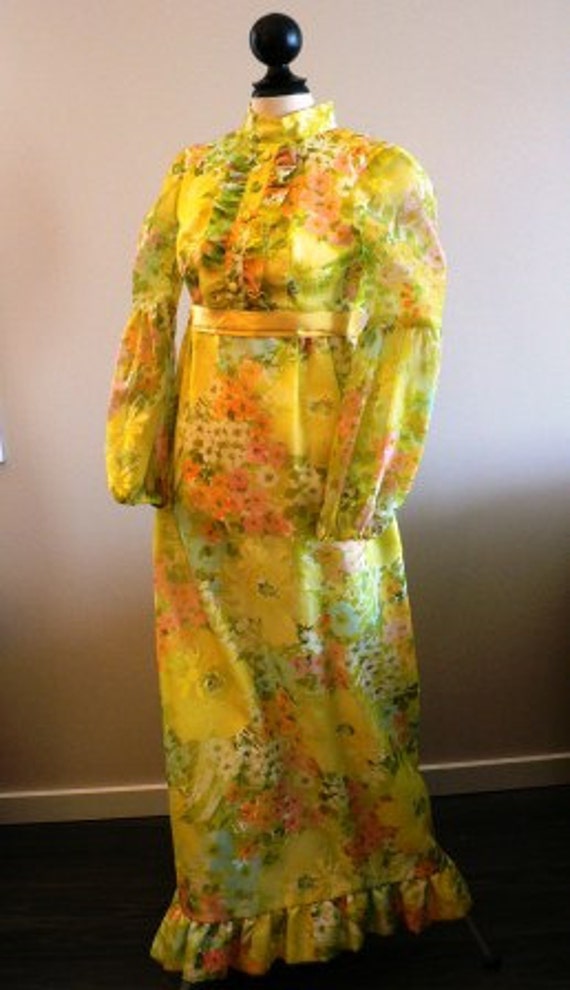 vintage dress ... 70s FLORAL formal SUNSHINE SWEET