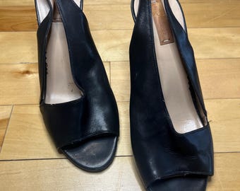 Reed Krakoff Schwarz Leder Slingback Heels | Designer Peep Toe Pumps | Minimalistische Stiletto Sandalen Größe 39