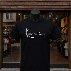 Karl Kani Maglietta Uomo Retro Woven Signature Heat - T-shirt Casual Con Applicazioni E Scritta, Taglio Comodo