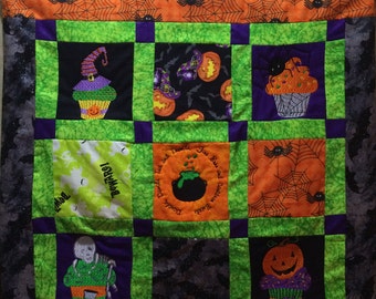 Halloween Cupcake Quilt Embroidery Pattern and Tutorial