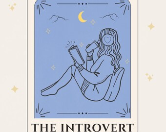 Introvertierter Tarot-Kartenaufkleber | Buchliebhaber Aufkleber | Gemütliche LeserÄsthetik | Quiet Girl Energie | Zugehörige Laptop Wasserflasche Aufkleber