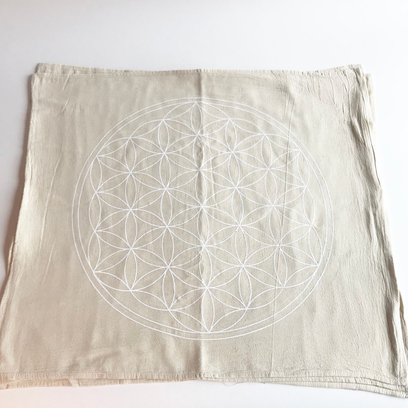 XL Crystal Grid Cloth WHITE INK xl flower of life 100% cotton, natural textile, sacred geometry grid template, alter cloth image 4