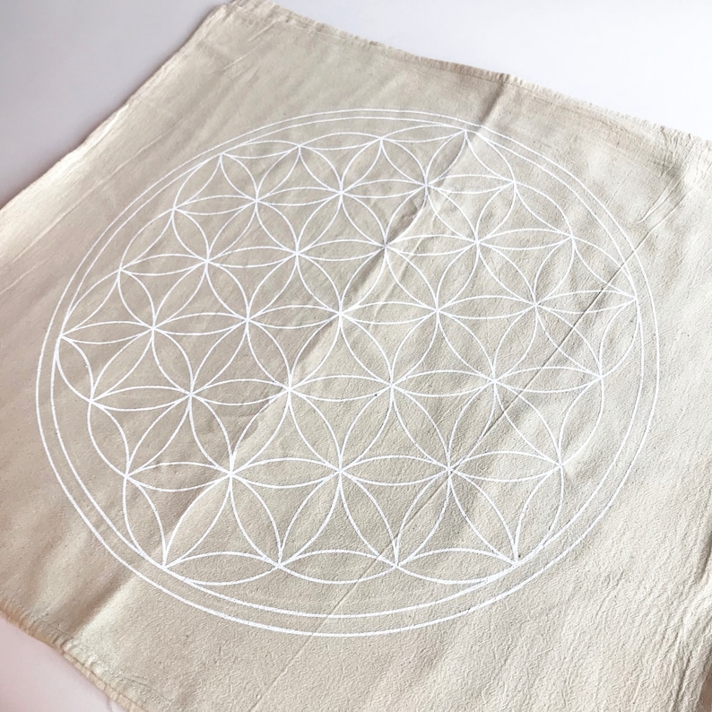 XL Crystal Grid Cloth WHITE INK xl flower of life 100% cotton, natural textile, sacred geometry grid template, alter cloth image 1